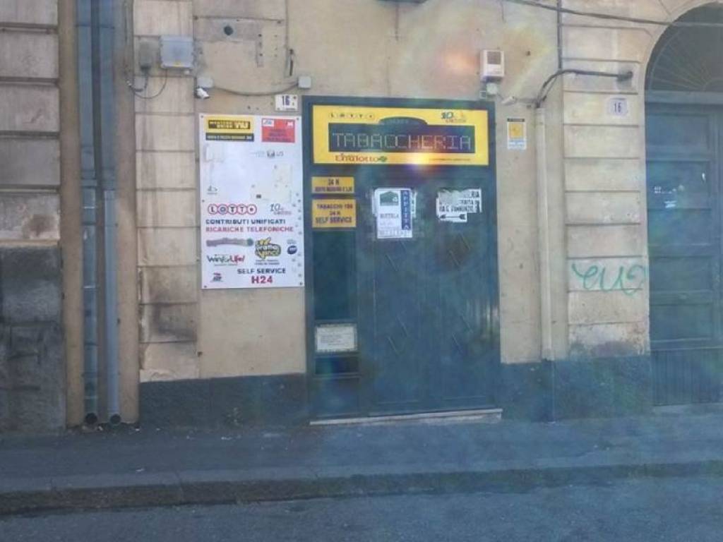 negozio in affitto a Catania