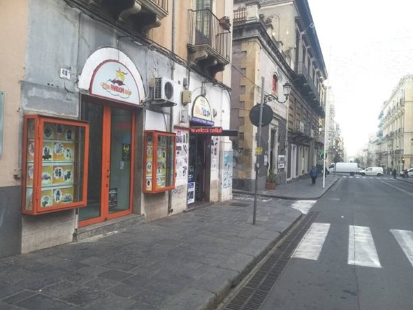 negozio in affitto a Catania in zona Centro Storico
