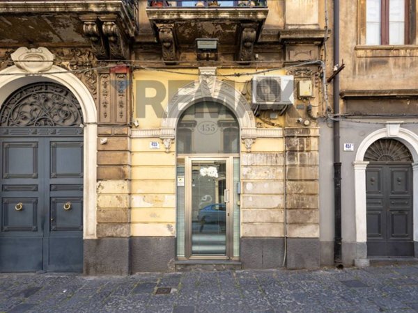 negozio in affitto a Catania