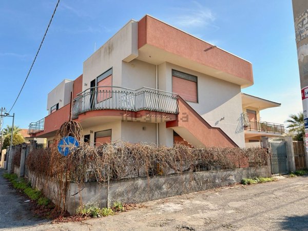 appartamento in affitto a Catania in zona Villaggio Delfino-Vaccarizzo