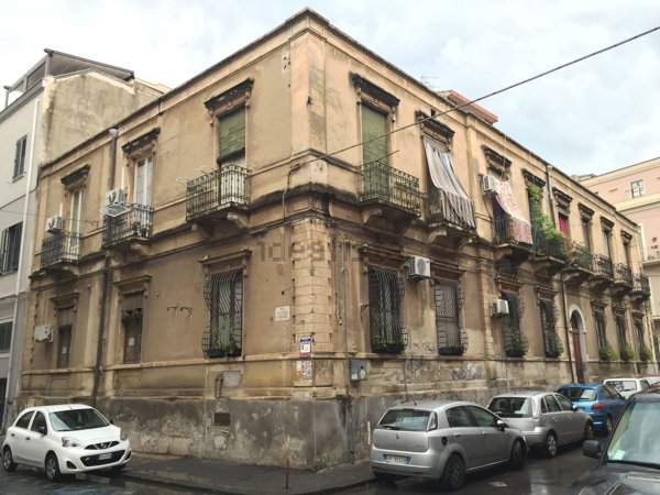 appartamento in affitto a Catania in zona Borgo Sant'Agata