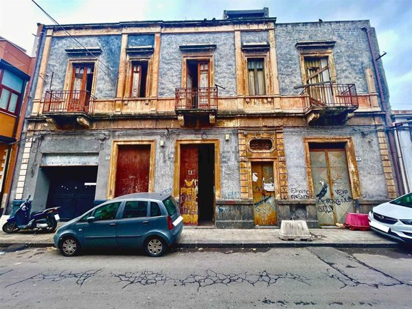 casa semindipendente in affitto a Catania