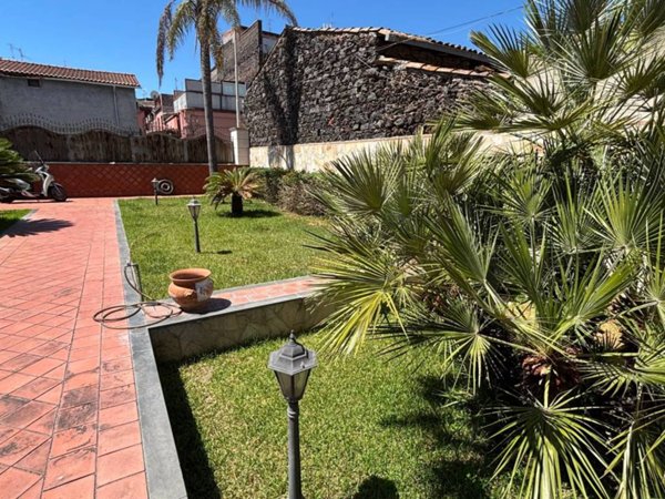 appartamento in affitto a Catania in zona Picanello