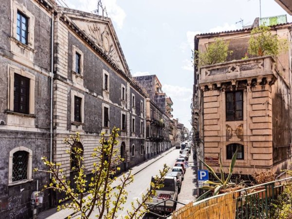 appartamento in affitto a Catania in zona Centro Storico