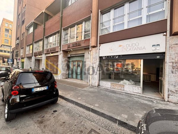 negozio in affitto a Catania