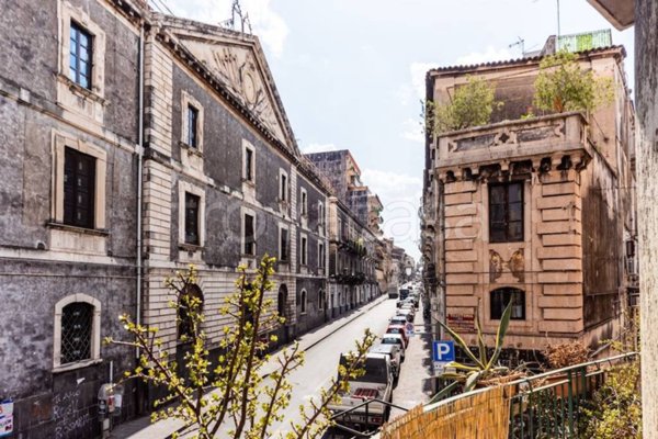appartamento in affitto a Catania in zona Centro Storico