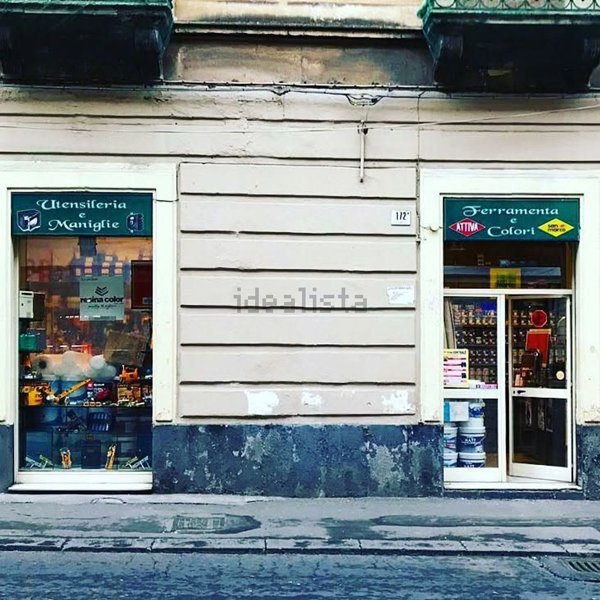 locale commerciale in affitto a Catania