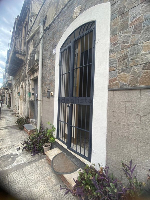 appartamento in affitto a Catania in zona Centro Storico