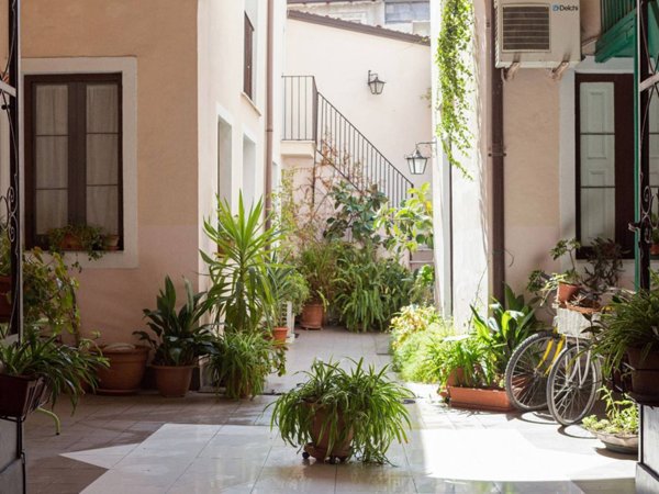 appartamento in affitto a Catania in zona Centro Storico