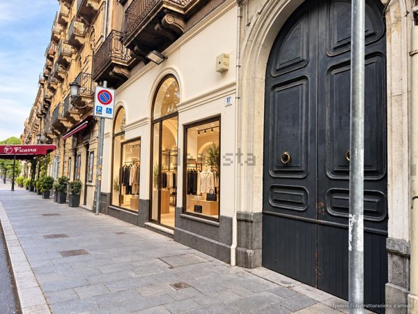 locale commerciale in affitto a Catania