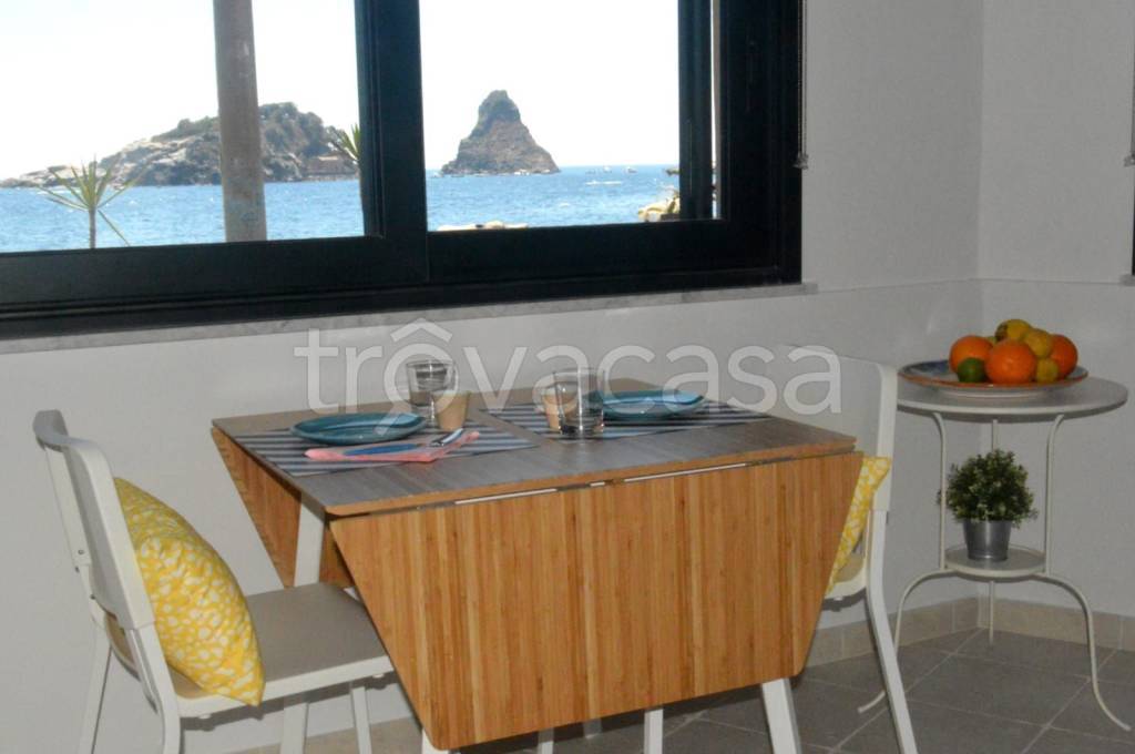appartamento in affitto a Catania in zona Ognina