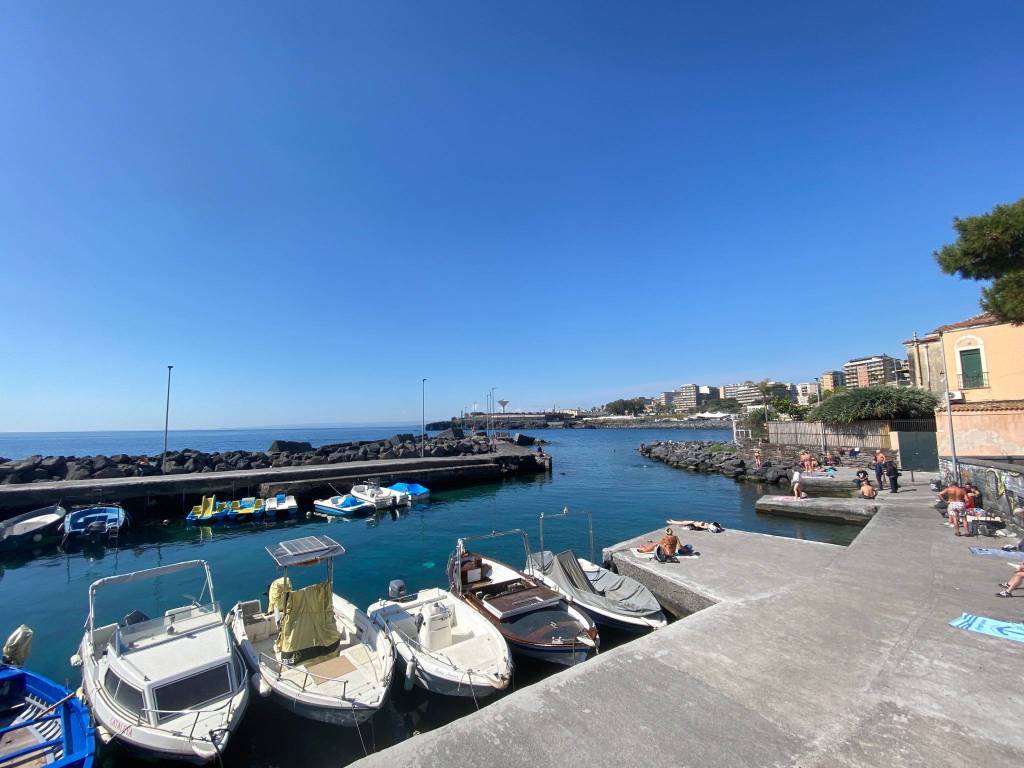 appartamento in affitto a Catania in zona Ognina