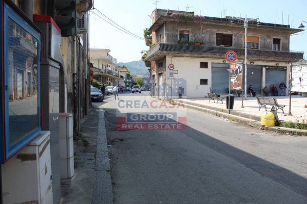 locale commerciale in affitto a Fiumefreddo di Sicilia in zona Diana