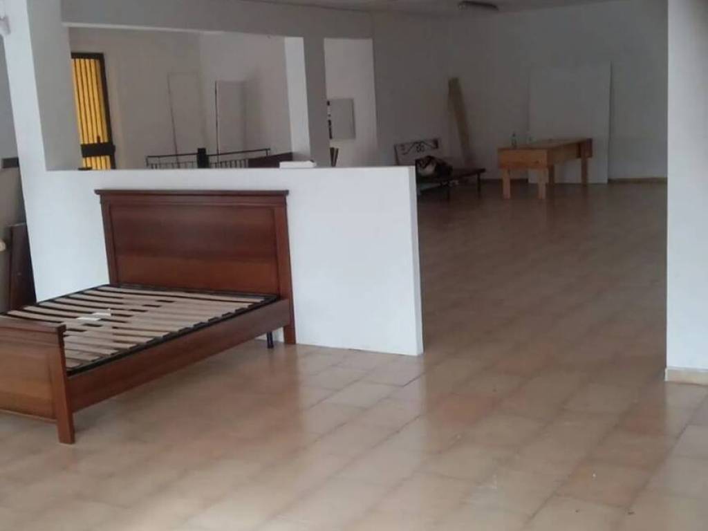 negozio in affitto a Fiumefreddo di Sicilia