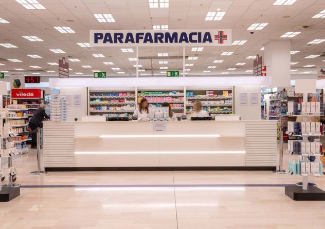 negozio in affitto a Fiumefreddo di Sicilia