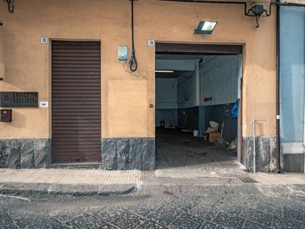 locale commerciale in affitto a Giarre
