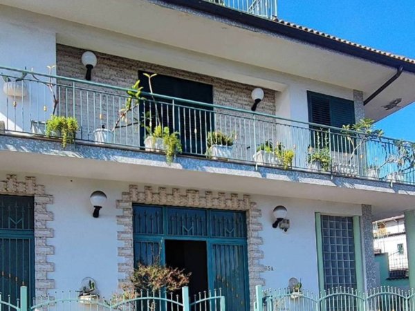 ufficio in affitto a Giarre in zona Macchia