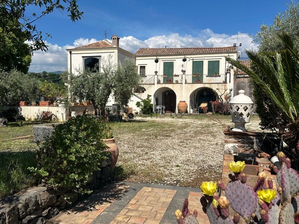 appartamento in affitto a Giarre