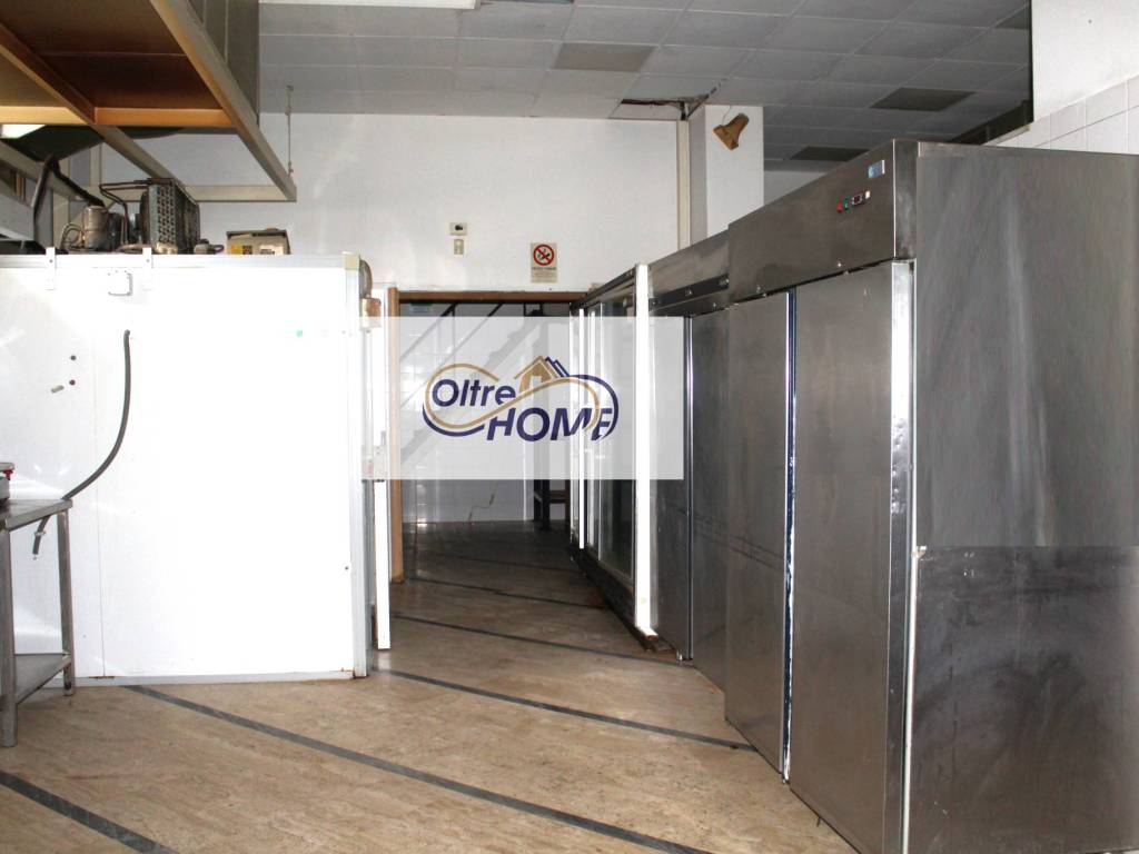 locale commerciale in affitto a Giarre