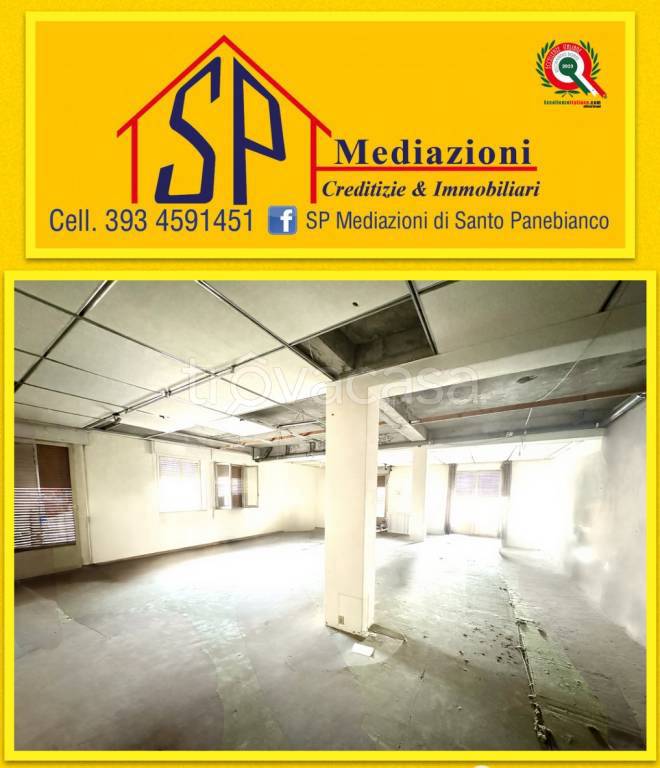 locale commerciale in affitto a Giarre