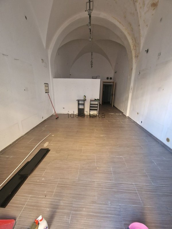 locale commerciale in affitto a Giarre