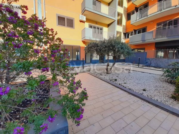 negozio in affitto a Giarre