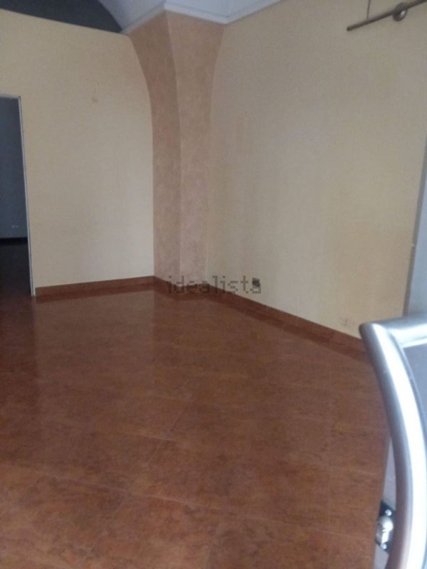 locale commerciale in affitto a Giarre