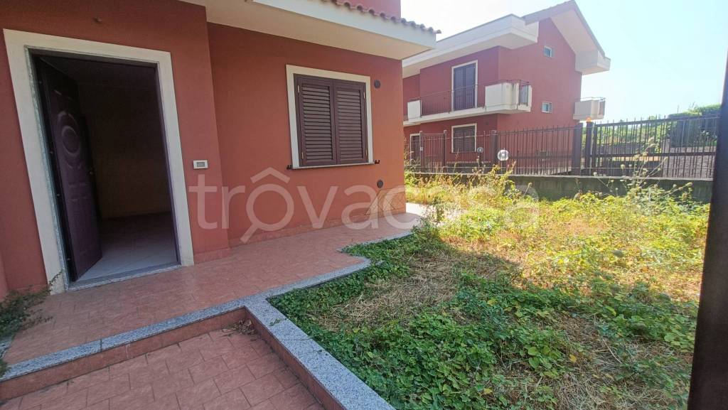 casa indipendente in affitto a Giarre
