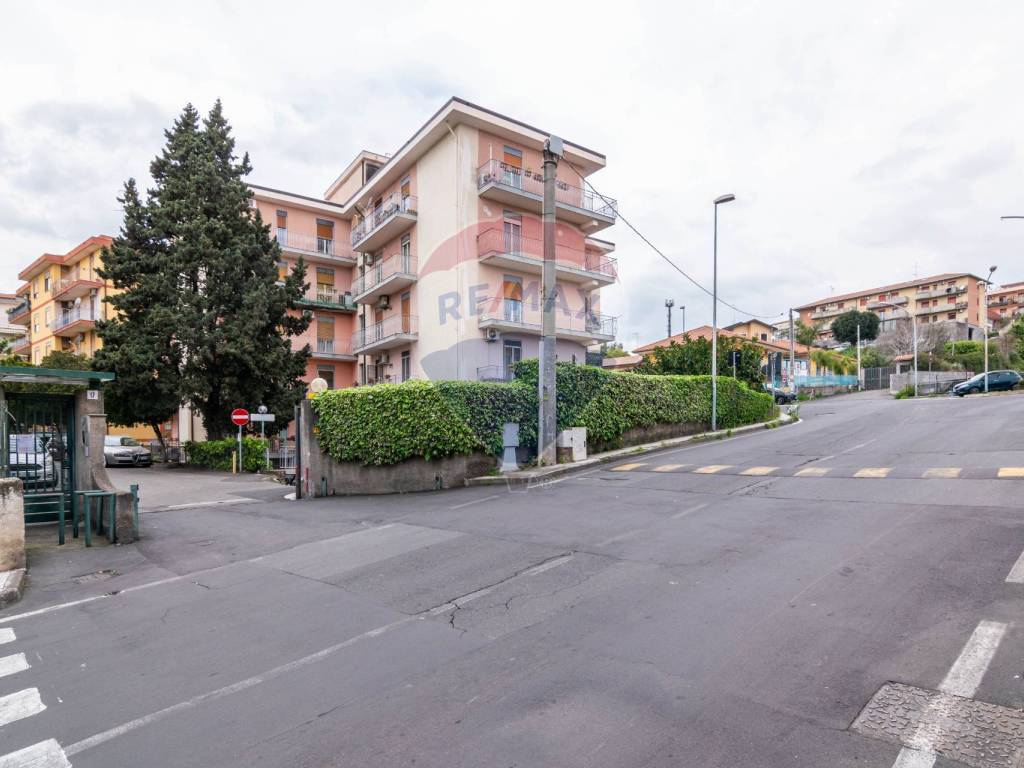 appartamento in affitto a Gravina di Catania in zona Fasano