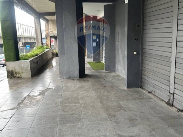 negozio in affitto a Gravina di Catania in zona San Paolo