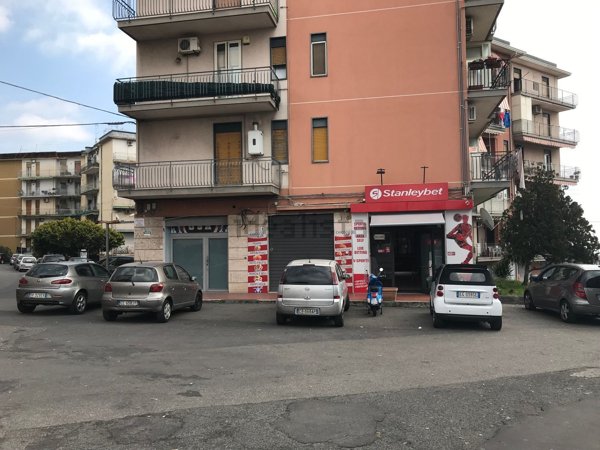 ufficio in affitto a Gravina di Catania