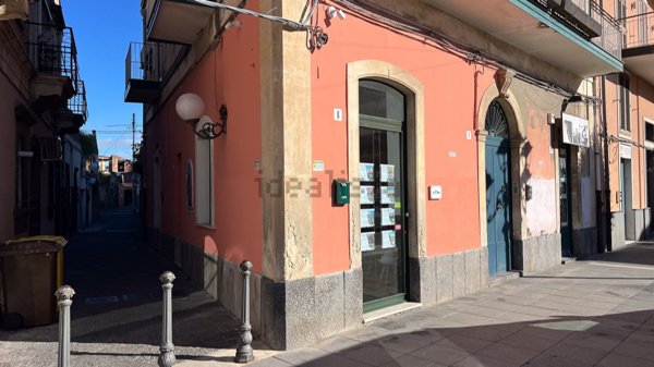 ufficio in affitto a Gravina di Catania