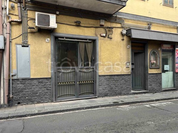 negozio in affitto a Gravina di Catania