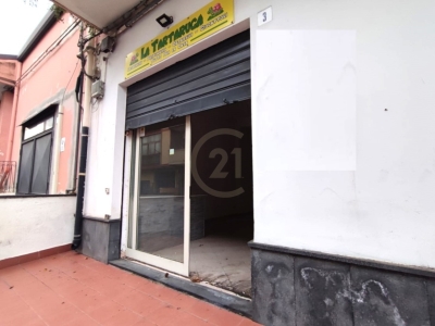 negozio in affitto a Gravina di Catania