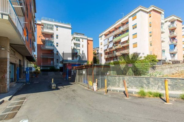 ufficio in affitto a Gravina di Catania in zona Fasano