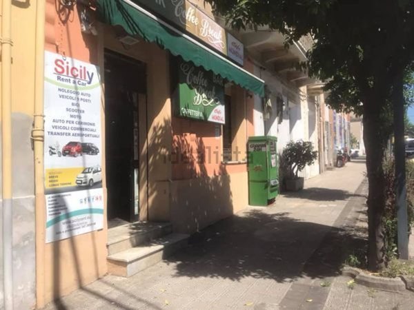 negozio in affitto a Mascali
