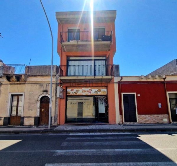 locale commerciale in affitto a Mascali