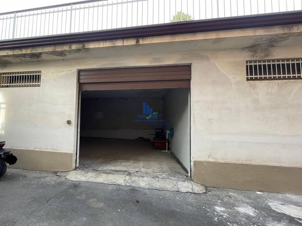 locale commerciale in affitto a Mascalucia