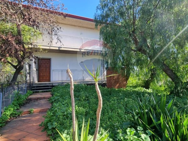 casa indipendente in affitto a Mascalucia in zona Massa Annunziata