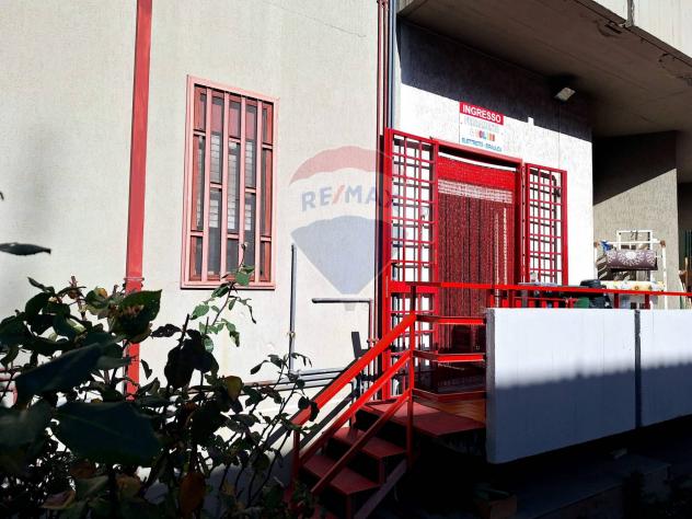 negozio in affitto a Mascalucia