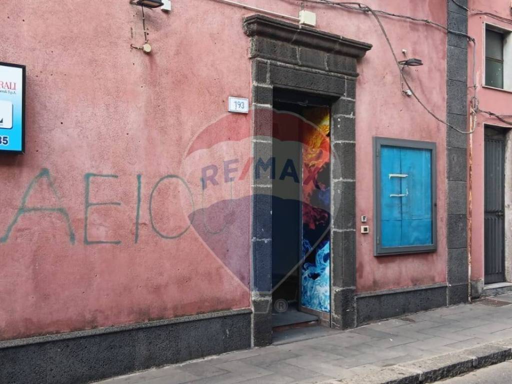 negozio in affitto a Mascalucia