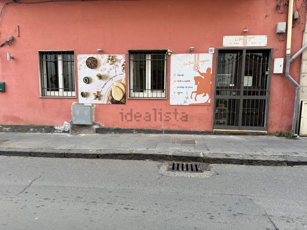 locale commerciale in affitto a Mascalucia