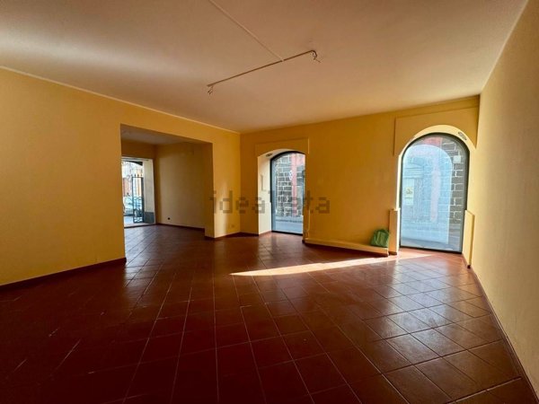locale commerciale in affitto a Mascalucia