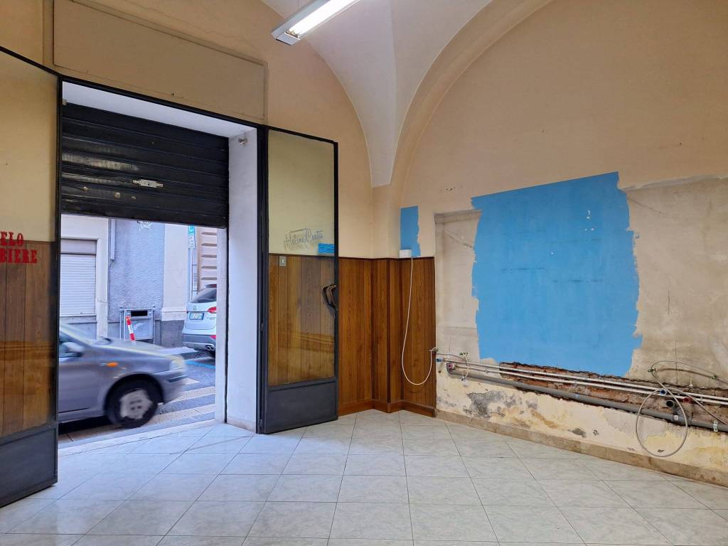 negozio in affitto a Misterbianco in zona Centro Città