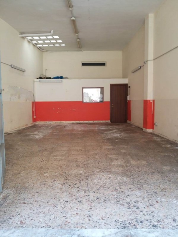 locale commerciale in affitto a Misterbianco