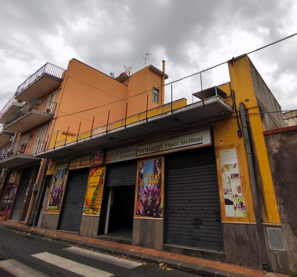 negozio in affitto a Misterbianco
