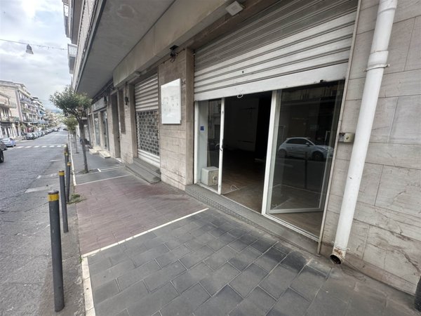 locale commerciale in affitto a Misterbianco in zona Centro Città