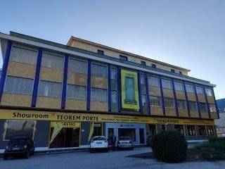 negozio in affitto a Misterbianco