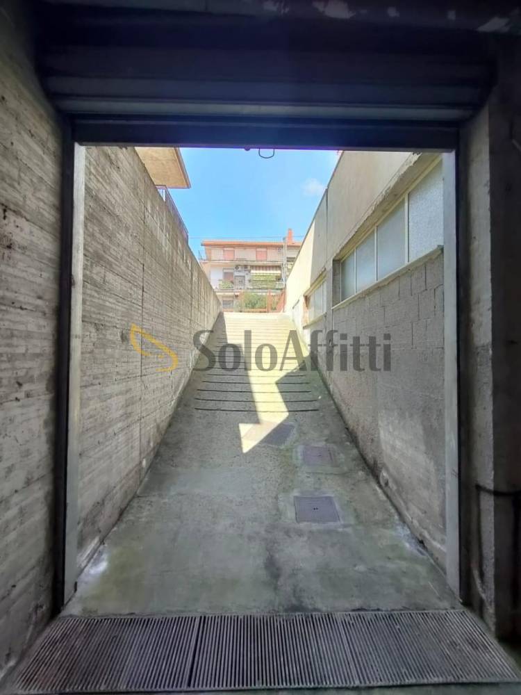 locale di sgombero in affitto a Misterbianco in zona Centro Città