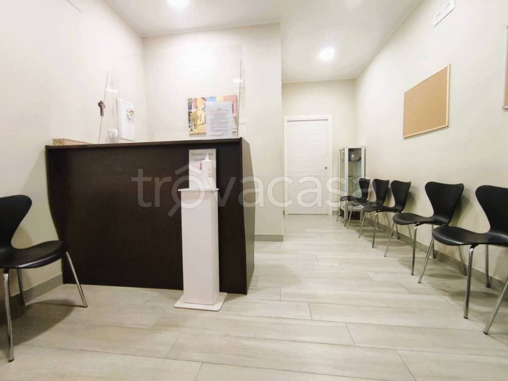 ufficio in affitto a Misterbianco in zona Lineri / Montepalma